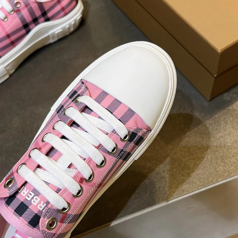 Burberry Luxury Shoes