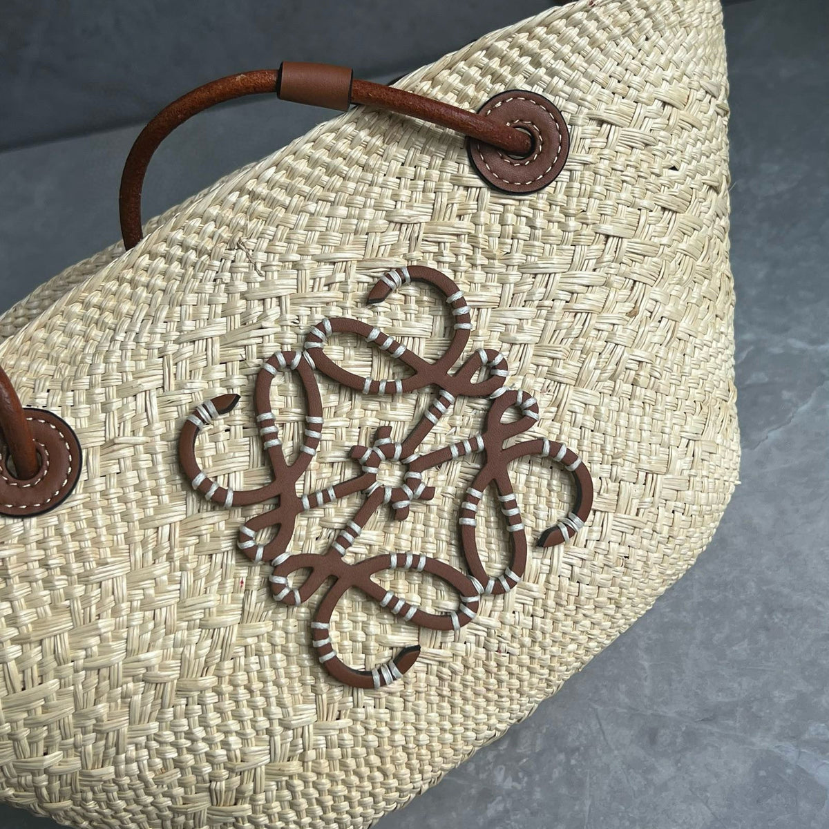 LOEW LARGE FLAMENCO CLUTCH