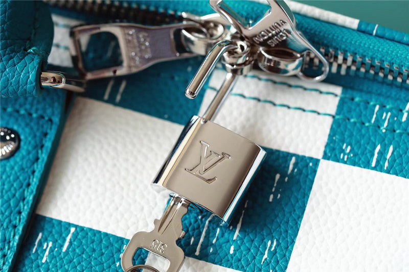 I W Fashion Lu-Vi bags - 11200