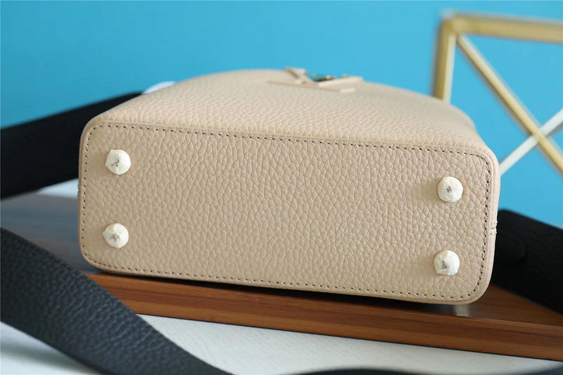 I W Fashion Lu-Vi bags - 8340