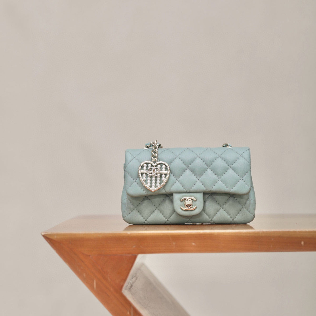 CC 25A MINI CLASSIC FLAP BAG