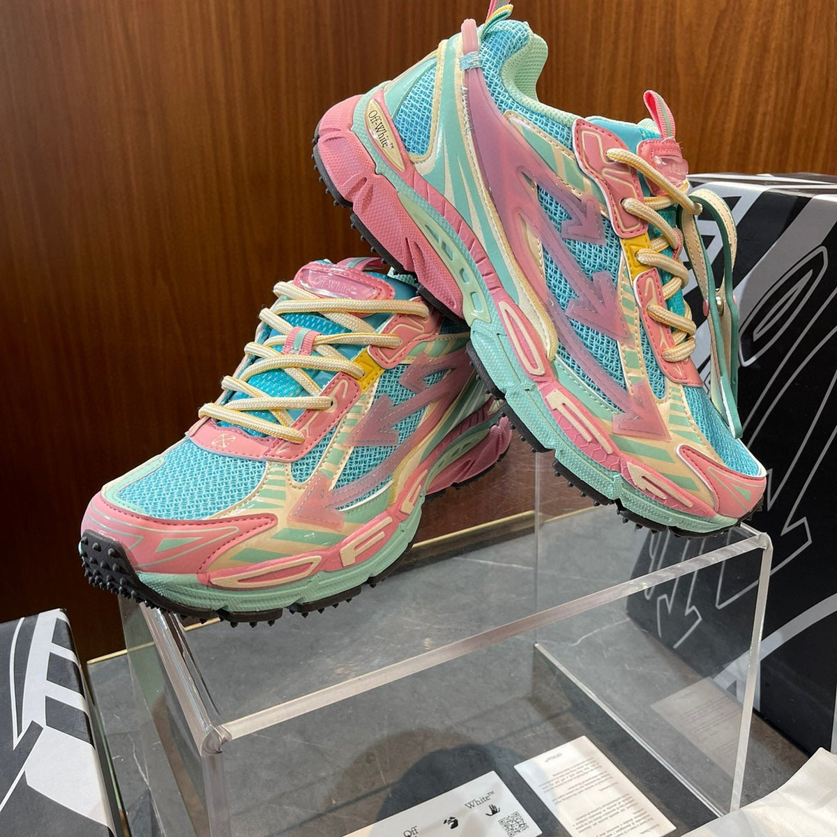 OFF W x VIRGIL ABLOH TRAINERS