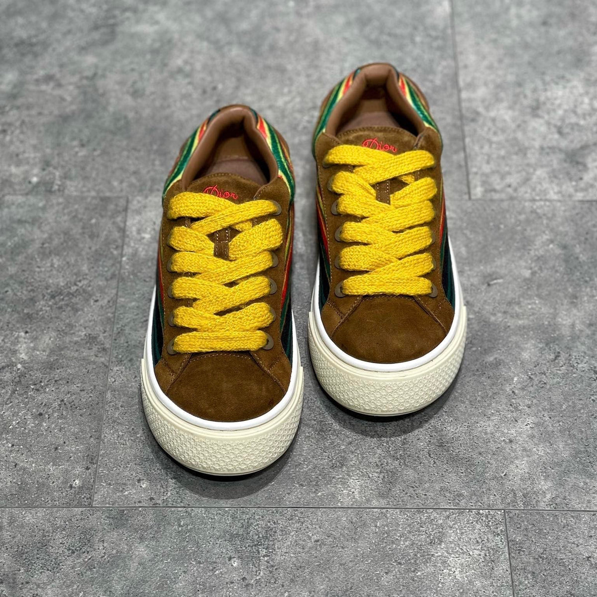 CD B33 SNEAKER