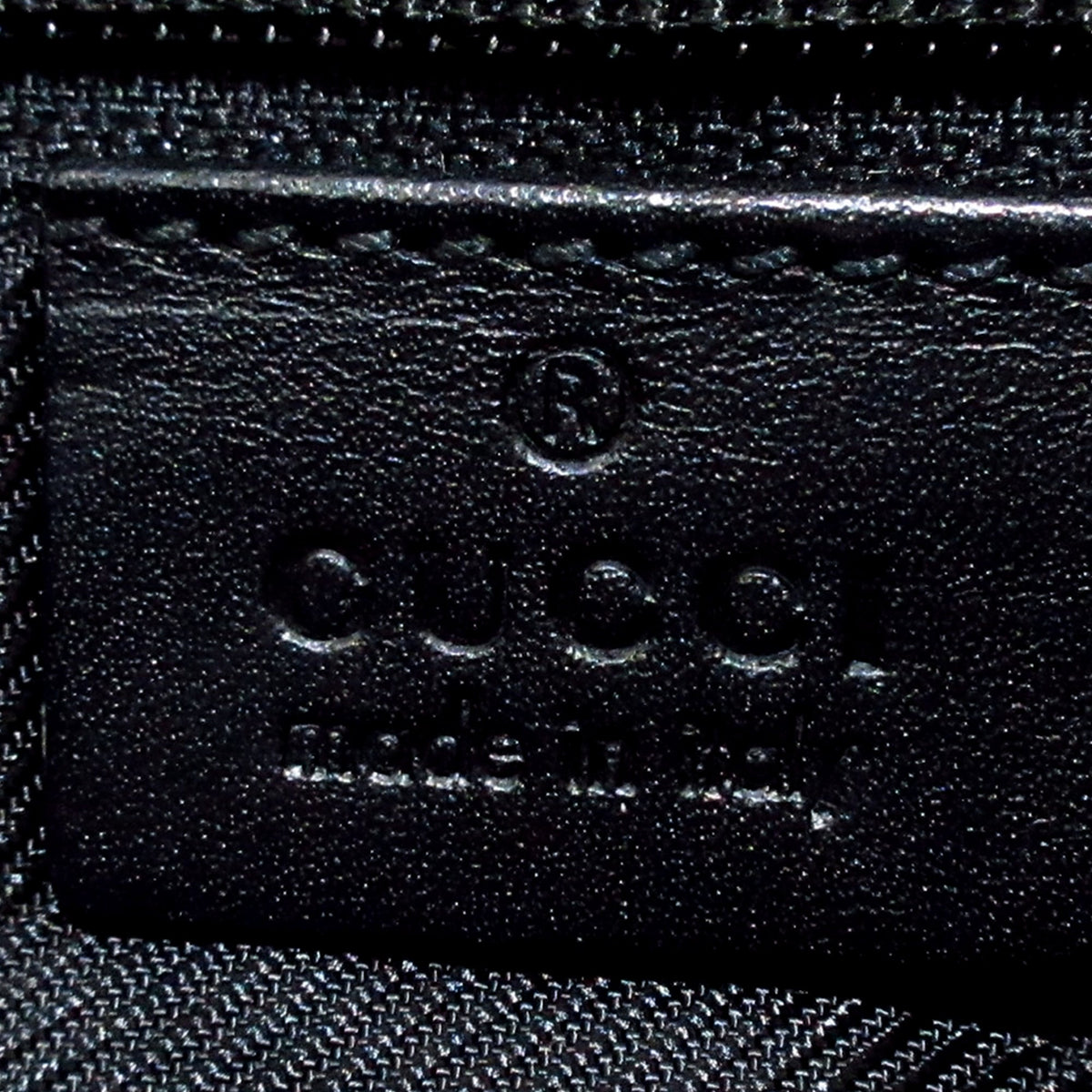 GUCCI GG Canvas Crossbody Crossbody Bag