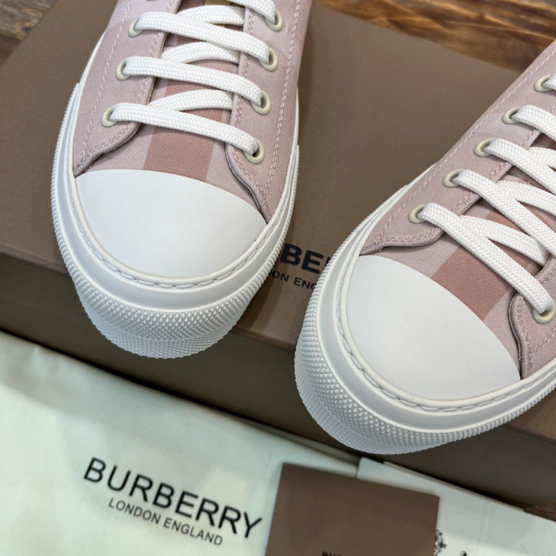 Burberry Luxury Shoes