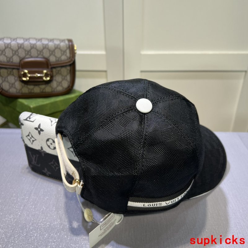 Louis Vuitton Luxury Cap