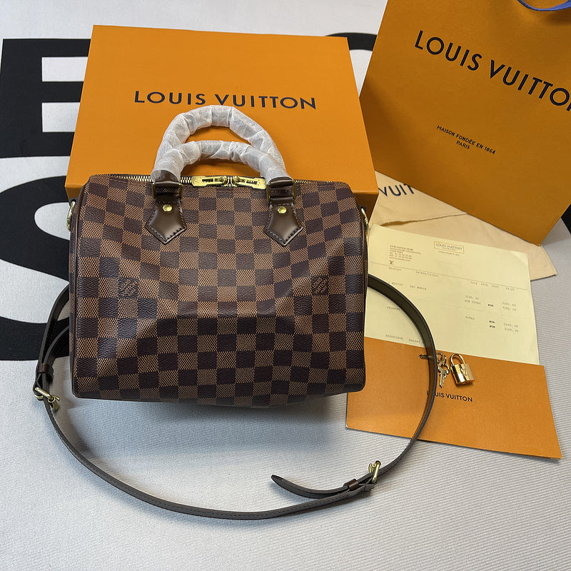 I W Fashion Lu-Vi bags - 8149
