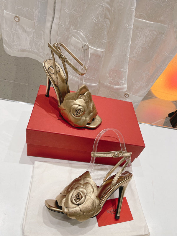 Valentino GARAVANI Luxury Shoes