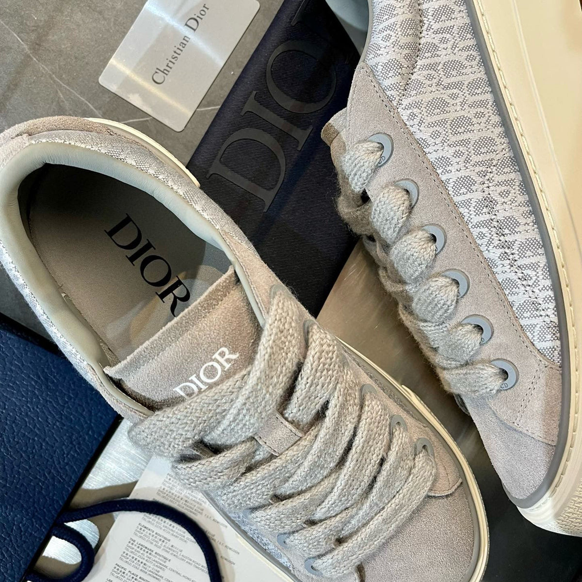 CD B33 SNEAKER