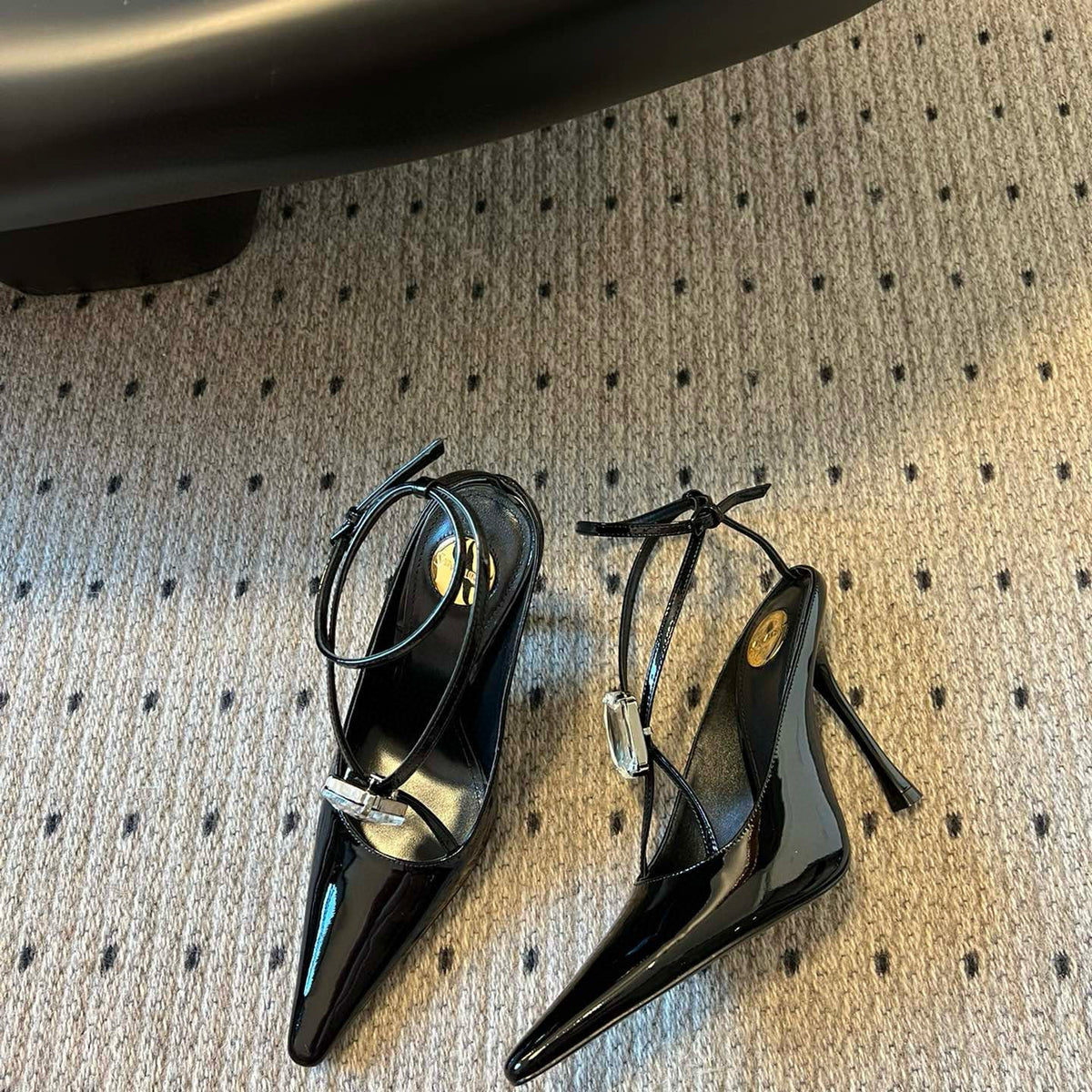 SL HEELS