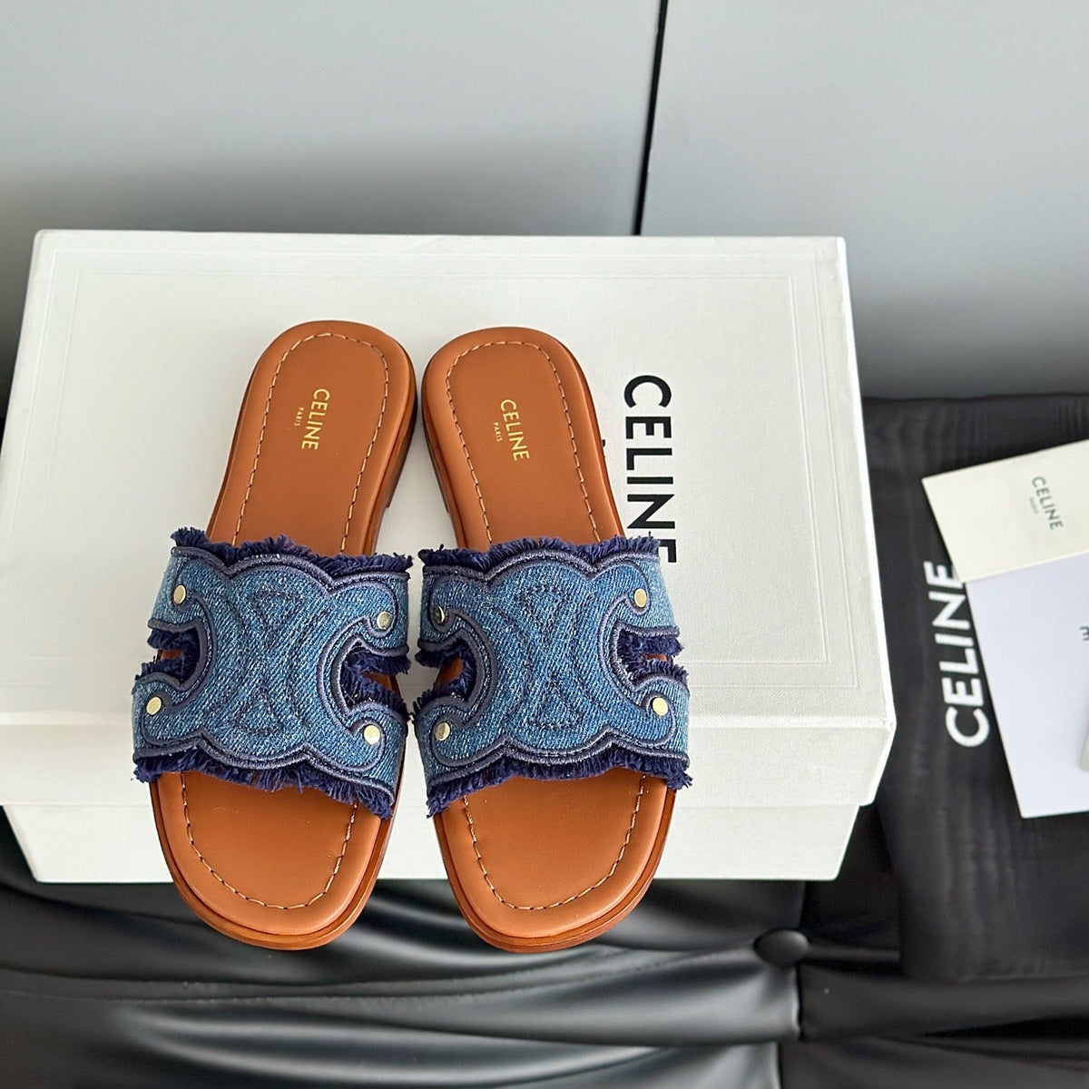 CEL SANDALS