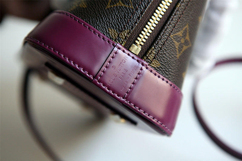 I W Fashion Lu-Vi bags - 8287