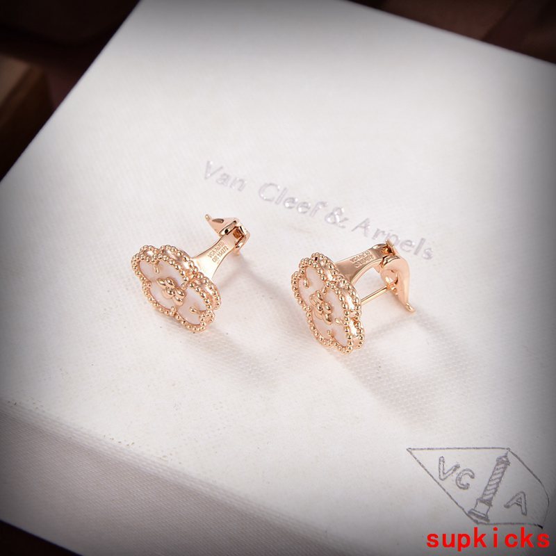 Van Cleef & Arples Jewelry