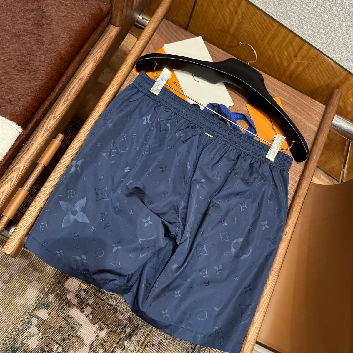 LOU SHORTS