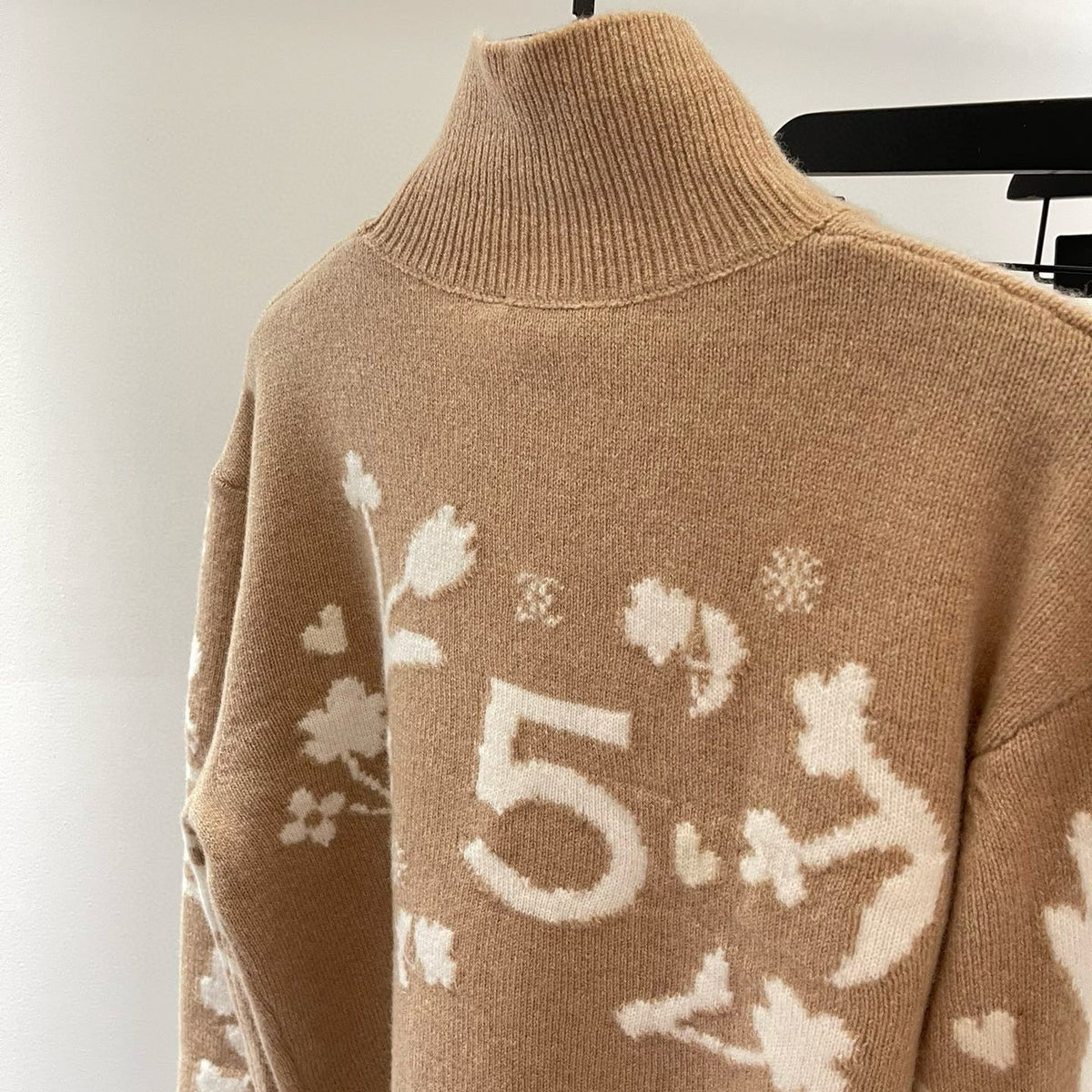 CC SWEATER