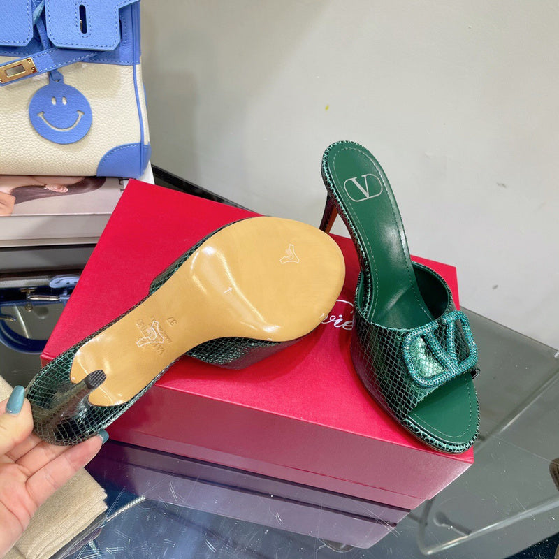 Valentino GARAVANI Luxury Shoes