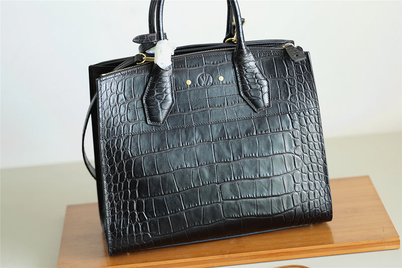 I W Fashion Lu-Vi bags - 8035