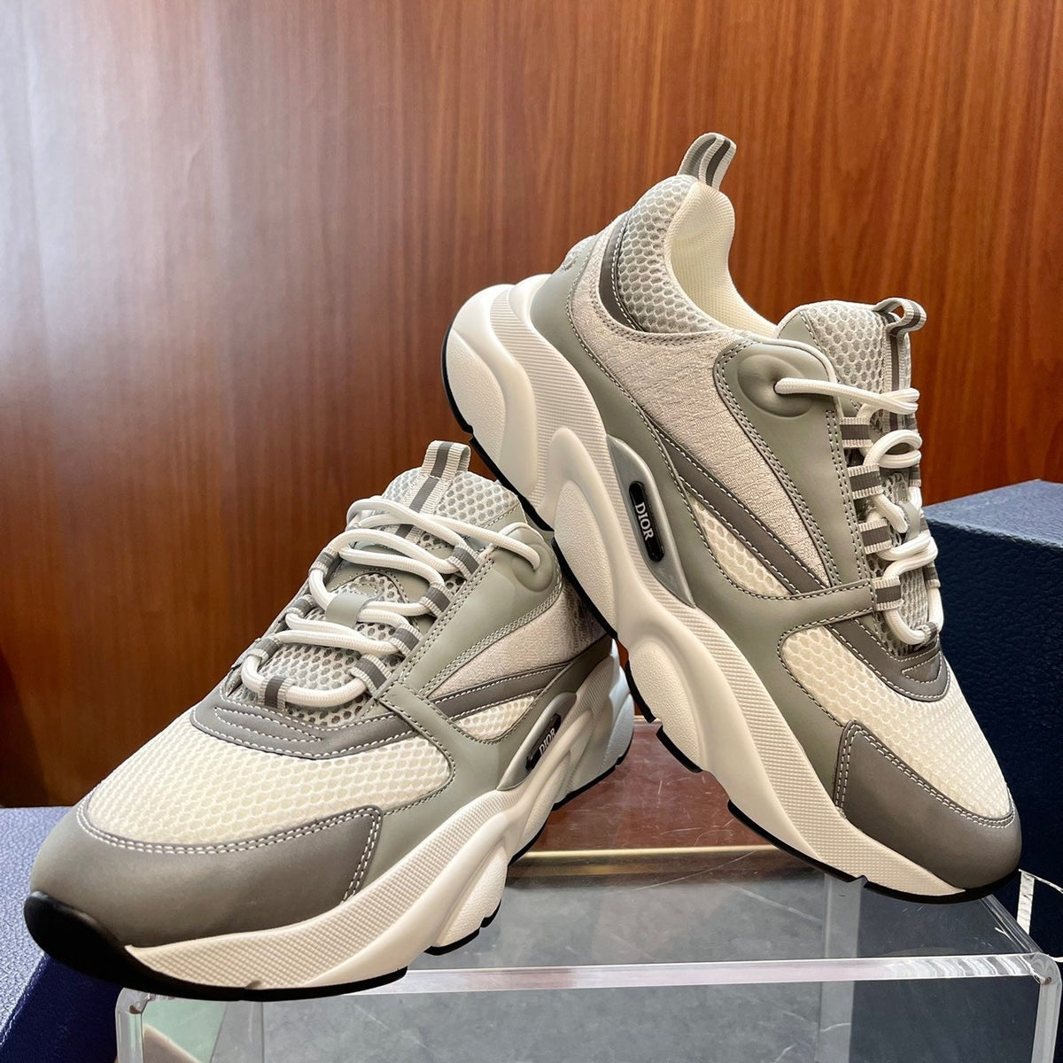 CD B22 SNEAKERS