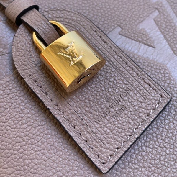 LOV2 Bags - Luxurious Bags  845