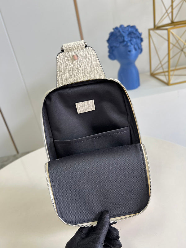 I W Fashion Lu-Vi bags - 17312