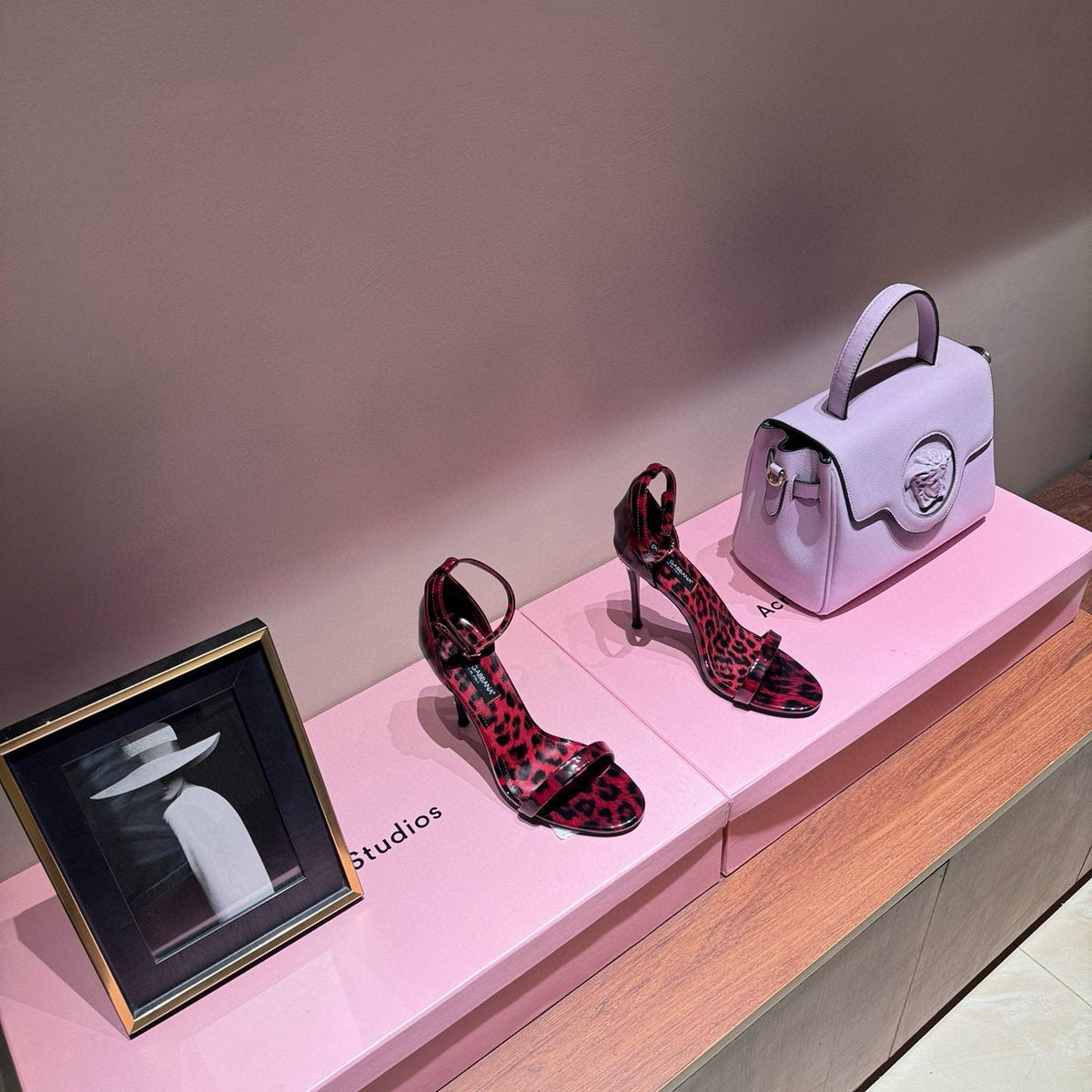 D&G HEELS