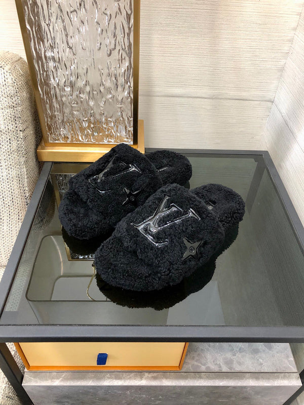 Louis Vuittion Luxury Shoes