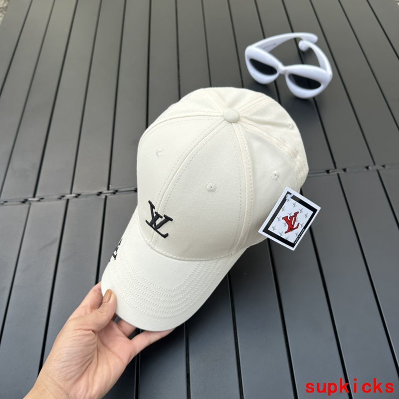 Louis Vuitton Luxury Cap
