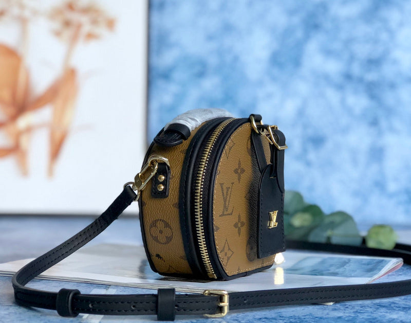 I W Fashion Lu-Vi bags - 17752