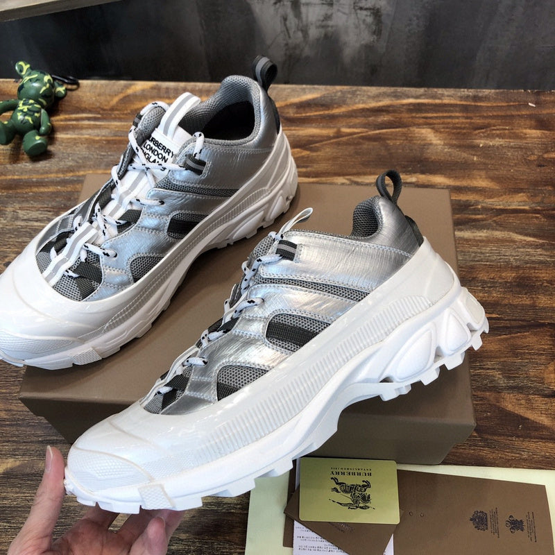 Burberry Luxury Shoes
