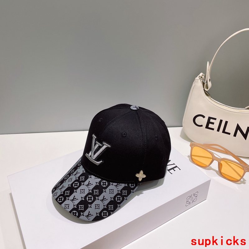 Louis Vuitton Luxury Cap