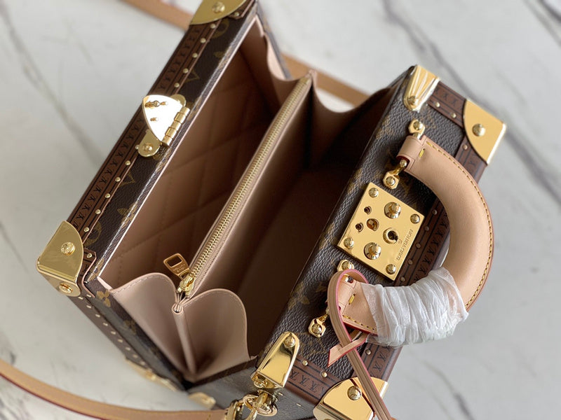 I W Fashion Lu-Vi bags - 17406