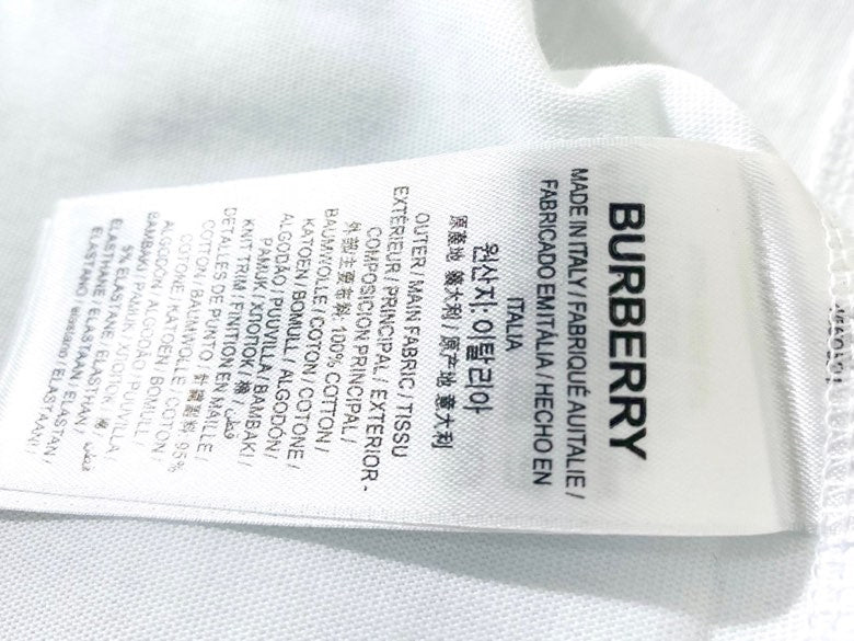 Burberry T-Shirts - 260