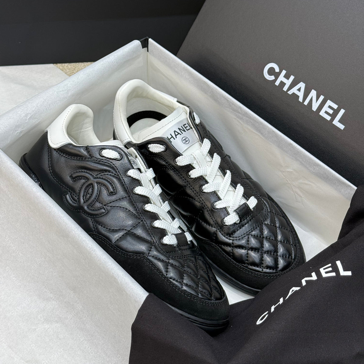 CC SNEAKER