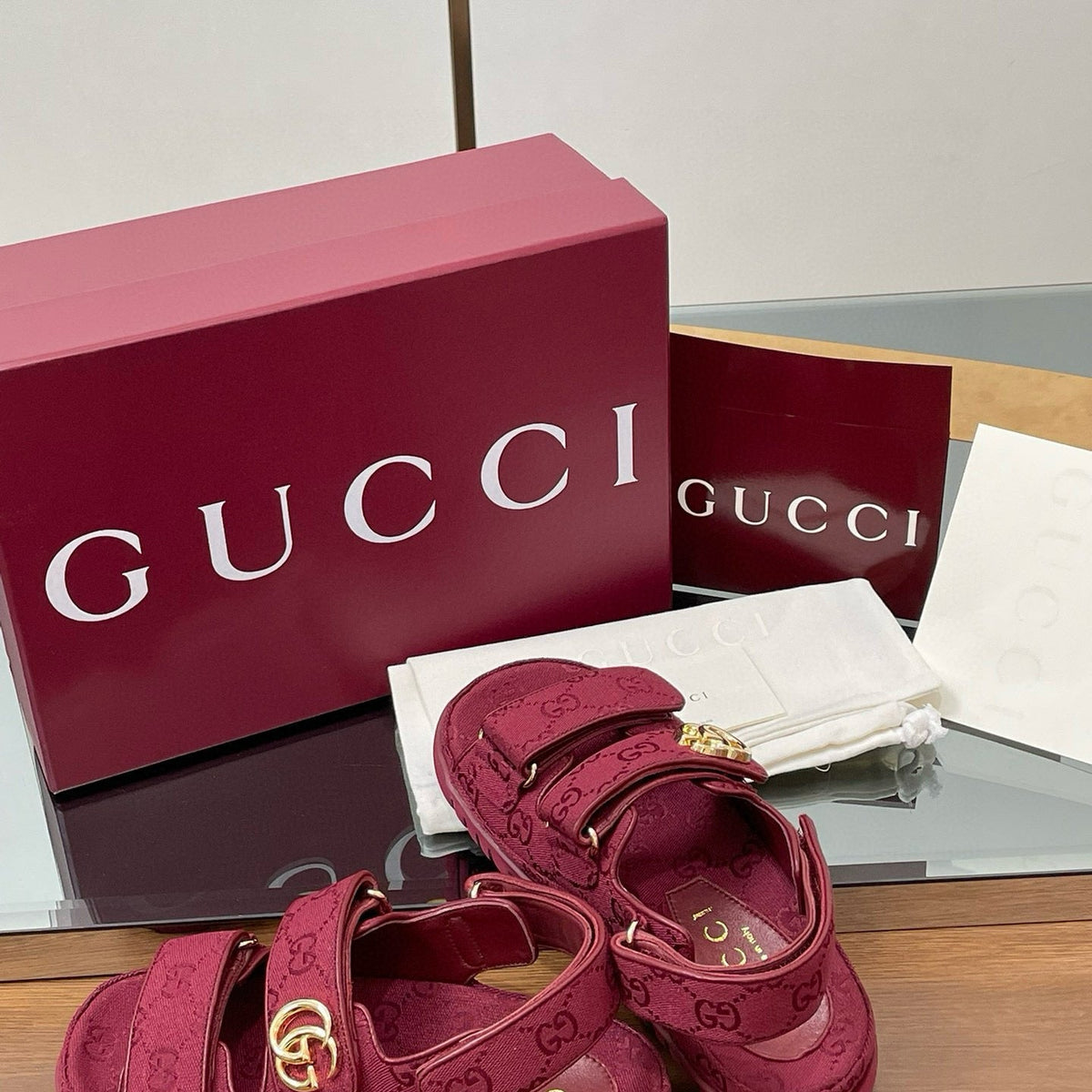 GG SANDALS