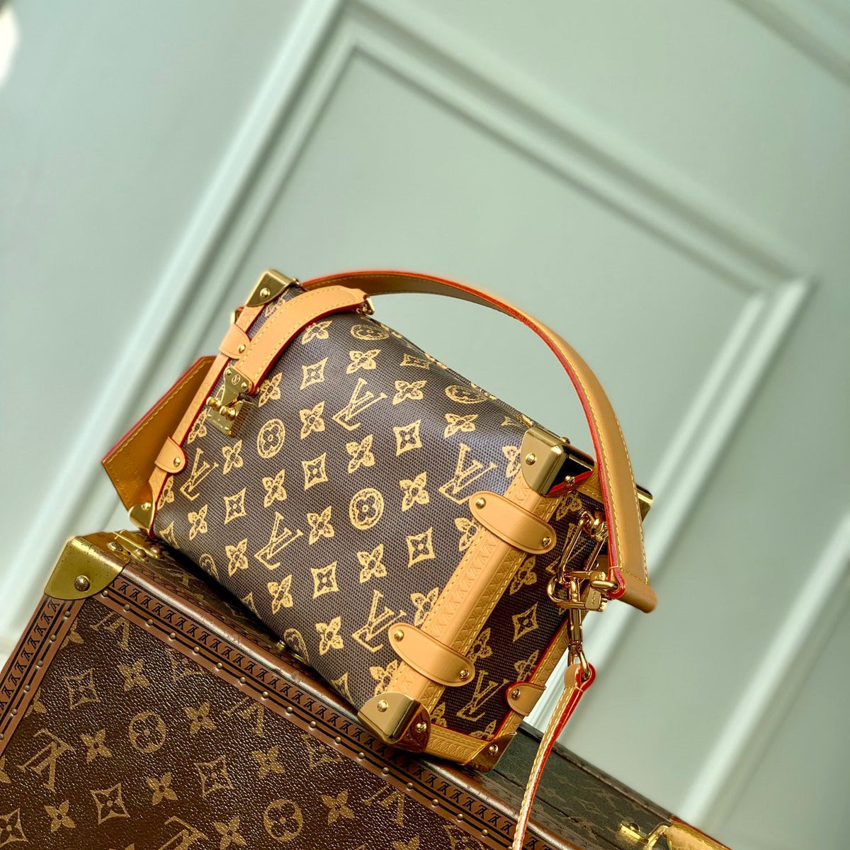 LOU SIDE TRUNK MM BAG