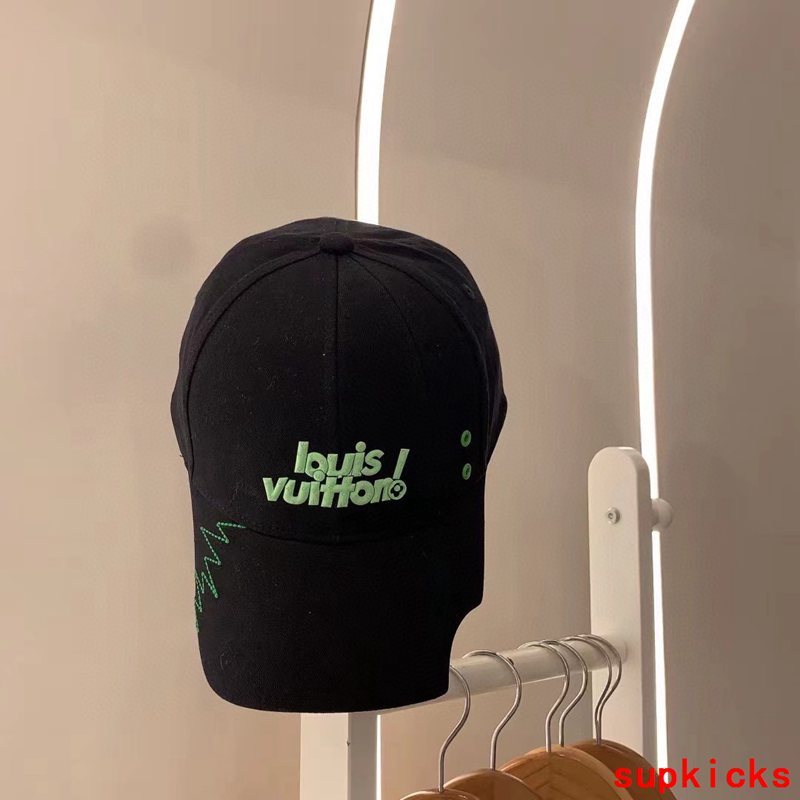 Louis Vuitton Luxury Cap