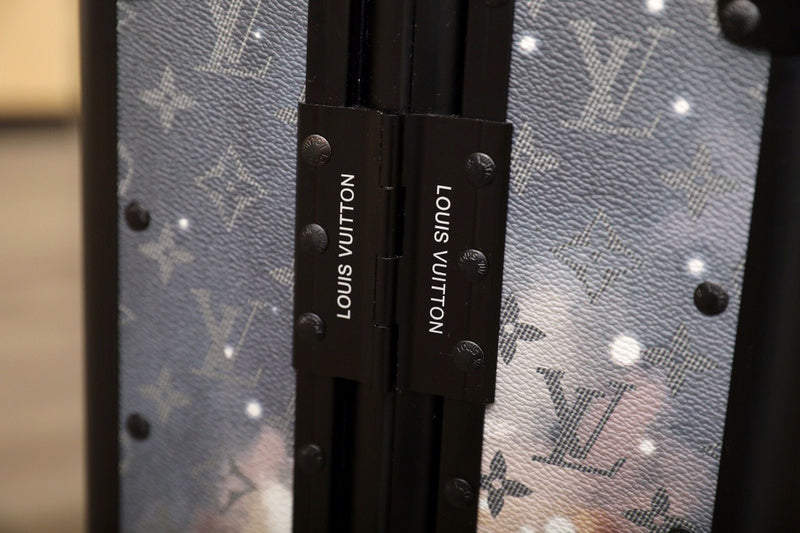I W Fashion Lu-Vi bags - 11365