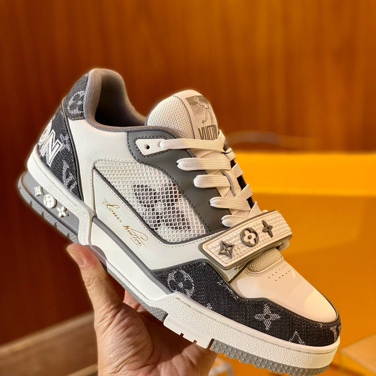 LOU TRAINERS