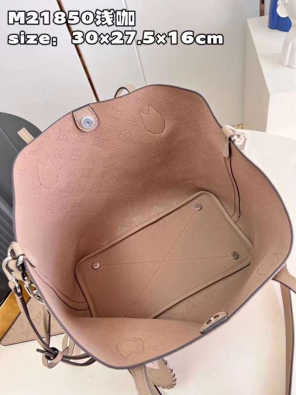 LOV2 Bags - Luxurious Bags  326