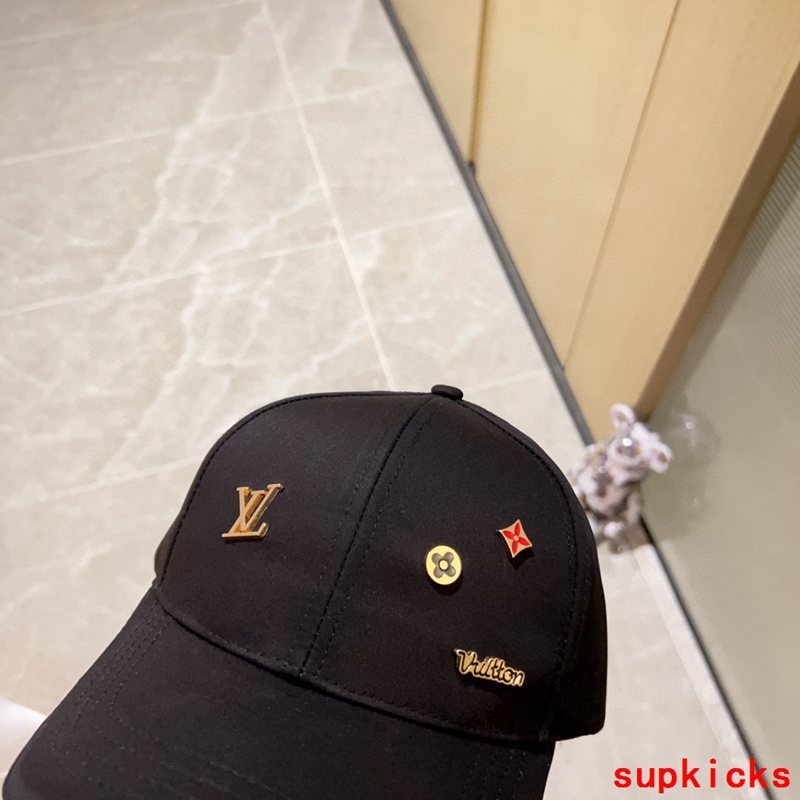 Louis Vuitton Luxury Cap