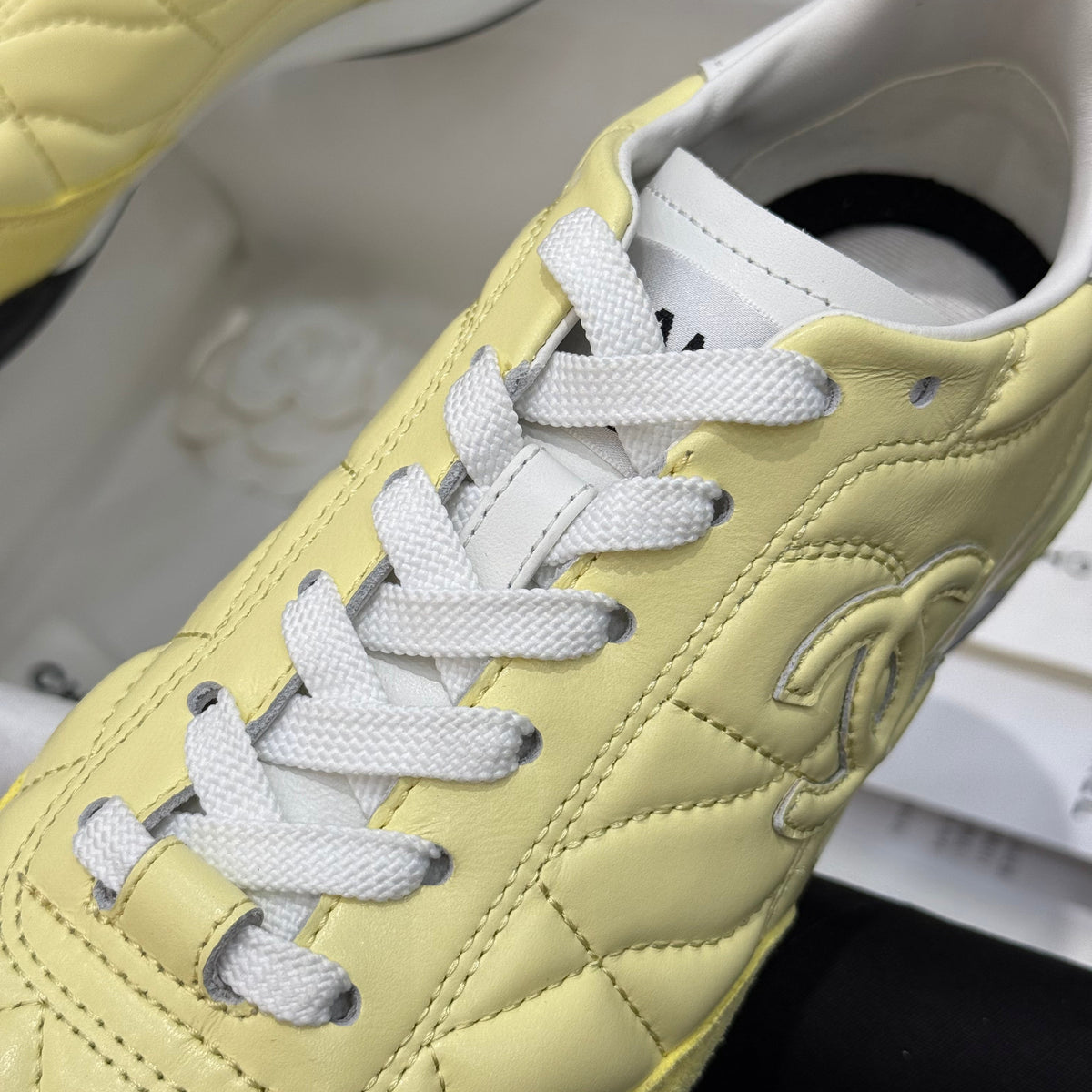 CC SNEAKER