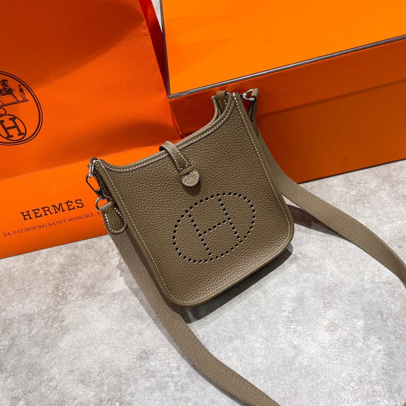 PHA - HMS Bags - 1640