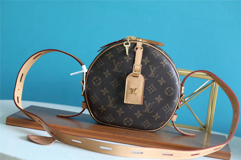 I W Fashion Lu-Vi bags - 8309