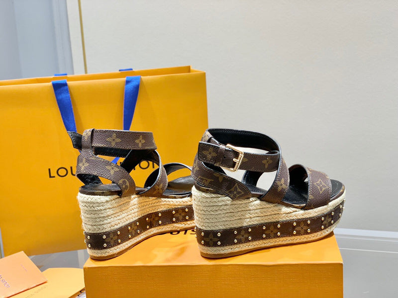 Louis Vuittion Luxury Shoes