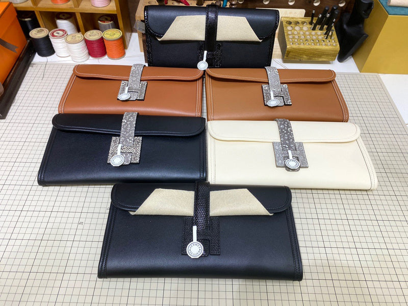 PHA - HMS Bags - 1738