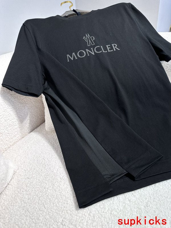 Moncler Luxury Cloth