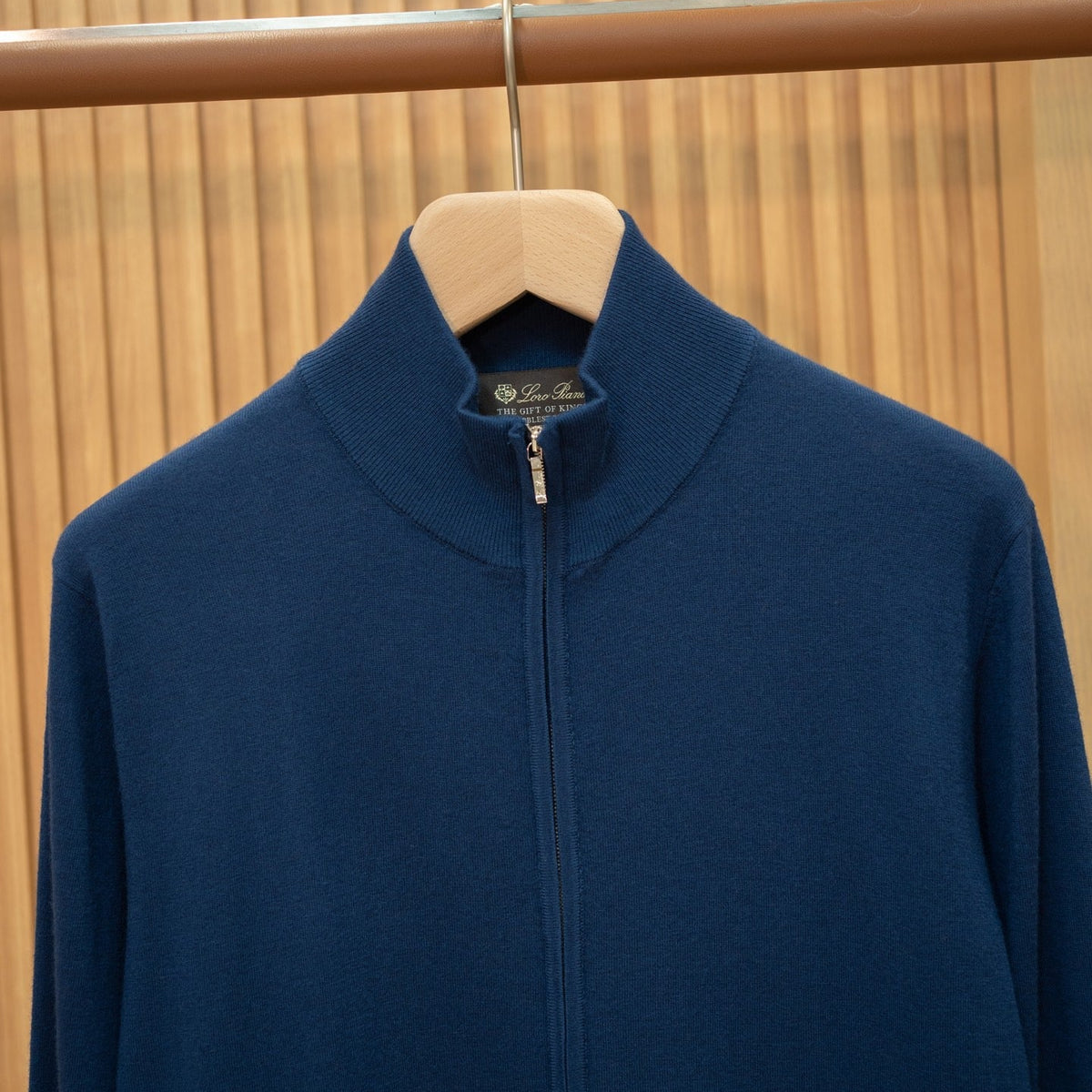 LORO P WOOL CARDIGAN