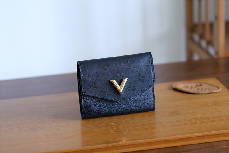 I W Fashion Lu-Vi bags - 9380
