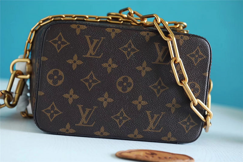 I W Fashion Lu-Vi bags - 8612