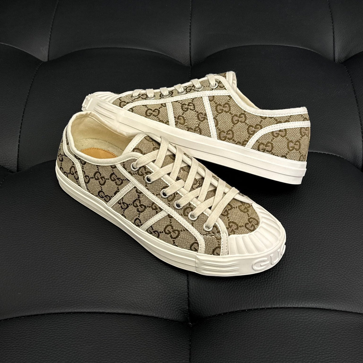 GG SNEAKERS